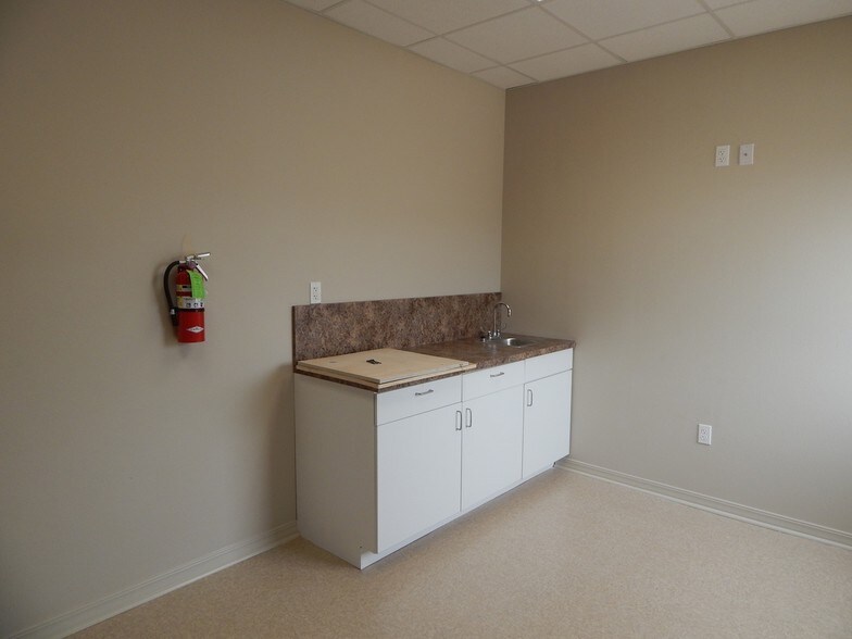 More Photos Of 5015 Shed Rd, Bossier City Freestanding For Sale