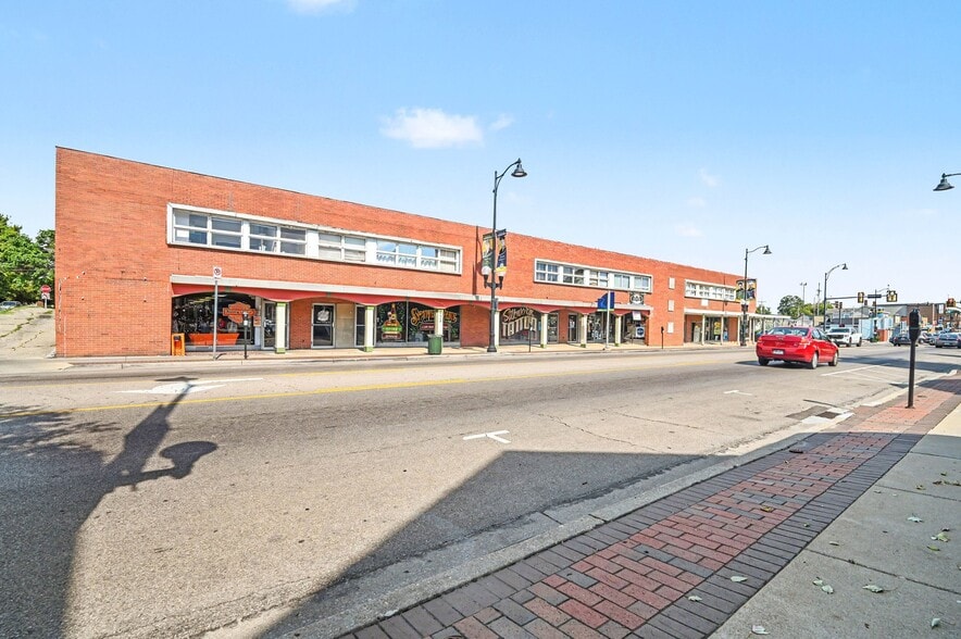 Primary Photo Of 516-528 Main St, Hamilton Office For Sale