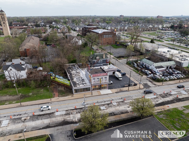 More Photos Of 8117 Carnegie Ave, Cleveland Flex For Sale