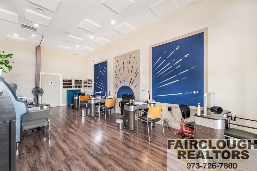 More Photos Of 11 Route 15, Lafayette Freestanding For Sale