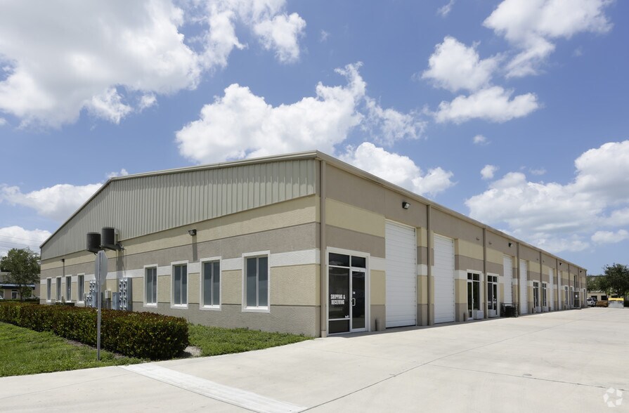 More Photos Of 28720 S Diesel Dr, Bonita Springs Warehouse For Lease