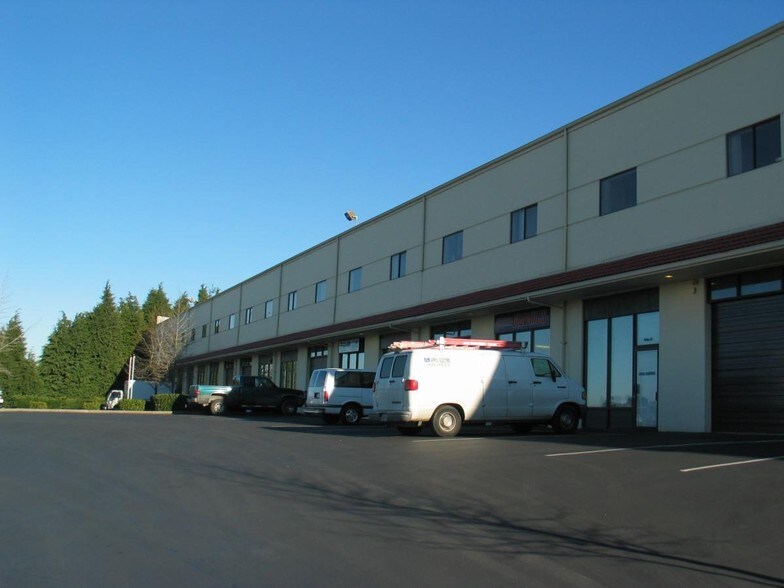 More Photos Of 3630 S Cedar St, Tacoma Unknown For Lease