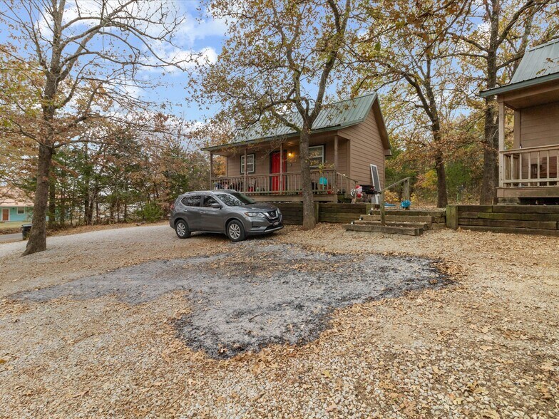 More Photos Of 2131 Sioux Dr, Sulphur Multifamily For Sale