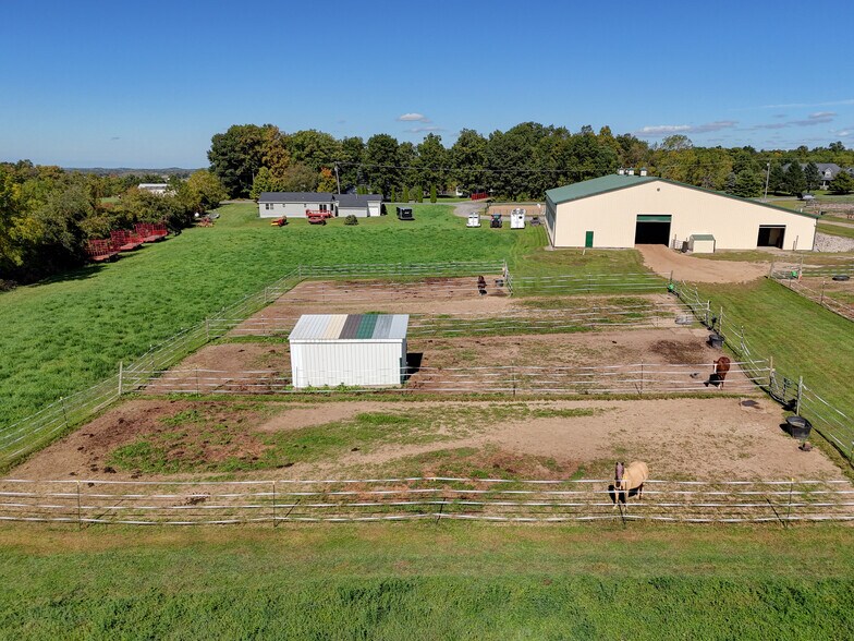 More Photos Of 1262 Fitzpatrick Rd, Auburn Specialty For Sale