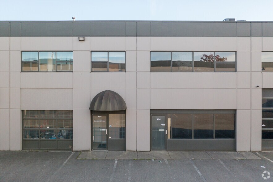 More Photos Of 17957 55th Ave, Surrey Warehouse For Sale