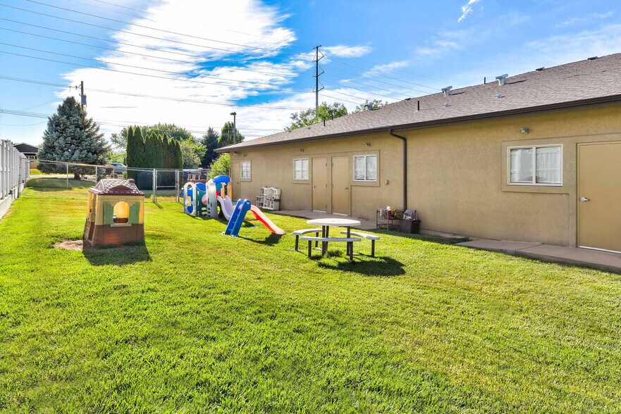 More Photos Of 2490 S Cloverdale Rd, Boise Daycare Center For Sale