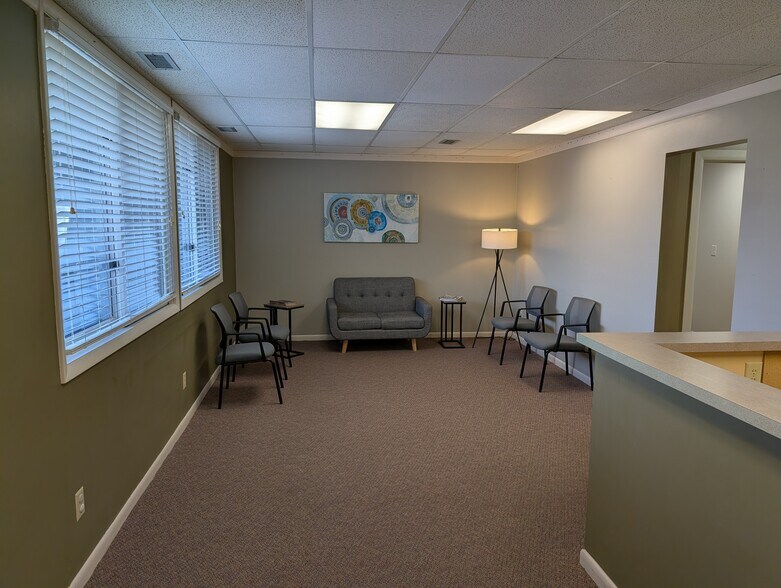 More Photos Of 1717 Legion Rd, Chapel Hill Coworking Space