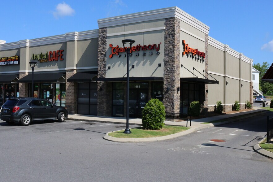 More Photos Of 682 Paul Huff Pky NW, Cleveland Storefront For Lease