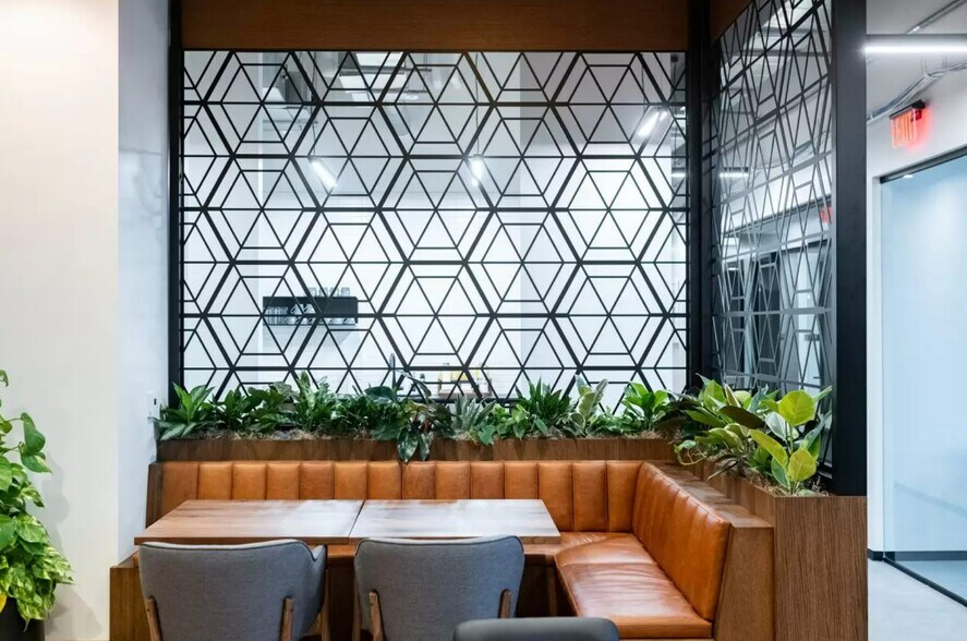 More Photos Of 880 Monon Green Blvd, Carmel Coworking Space