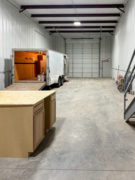 More Photos Of 3610 South County Rd, Midland Warehouse For Sale