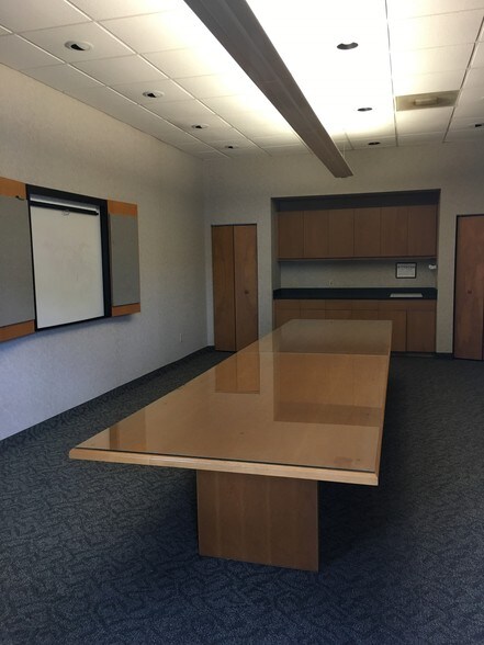 More Photos Of 4224 S Cleveland Ave, Fort Myers Unknown For Lease