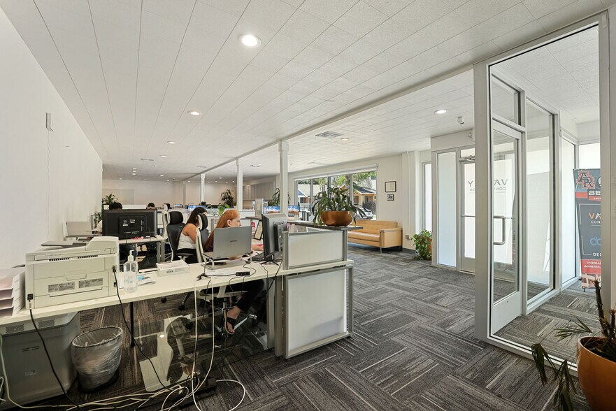 More Photos Of 702-714 W Fremont St, Stockton Light Distribution For Lease