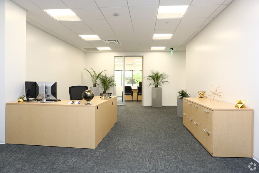 More Photos Of 5500 Ming Ave, Bakersfield Medical For Lease