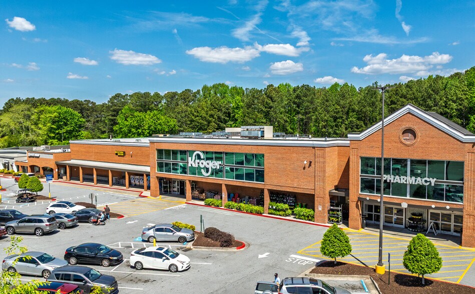 Primary Photo Of 2090 Dunwoody Club Dr, Atlanta General Retail For Lease