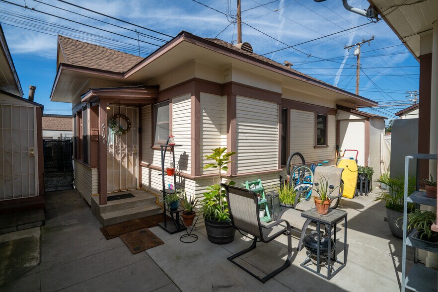 More Photos Of 613-627 W 4th St, Long Beach Apartments For Sale