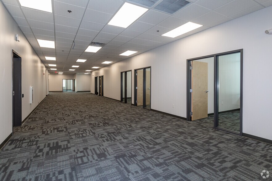 More Photos Of 4259 US-130, Edgewater Park Distribution For Lease