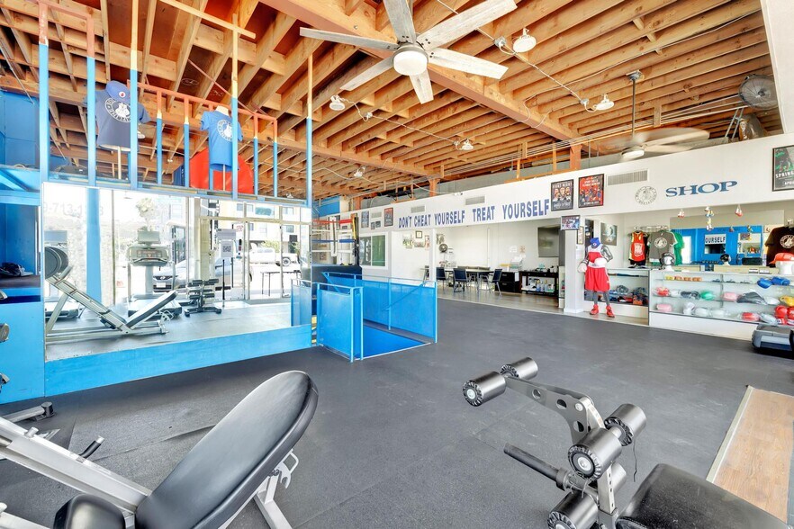 More Photos Of 7955-7959 Broadway, Lemon Grove Storefront For Sale