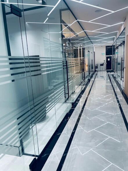 More Photos Of 9300 Goreway Dr, Brampton Storefront Retail Office For Sale