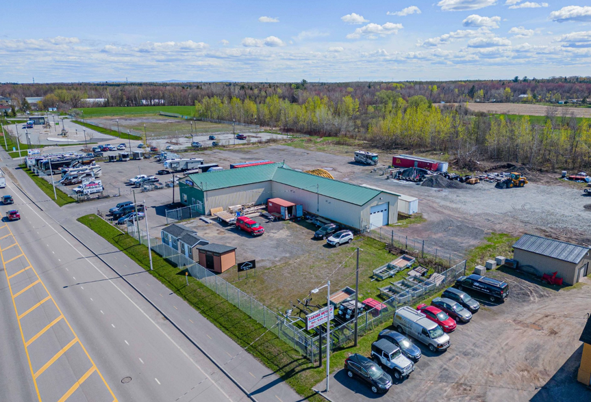 Primary Photo Of 2105 Rte Lagueux, Lévis Auto Dealership For Sale