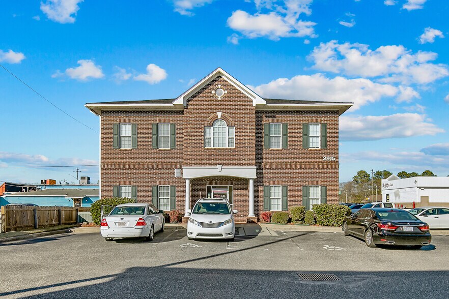 More Photos Of 2915 Raeford Rd, Fayetteville Medical For Lease