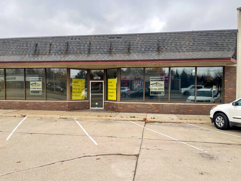 More Photos Of 32778-32782 Woodward Ave, Royal Oak General Retail For Sale