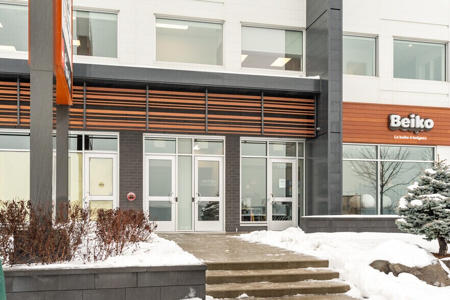 More Photos Of 720 Rue D'everell, Québec Office For Lease