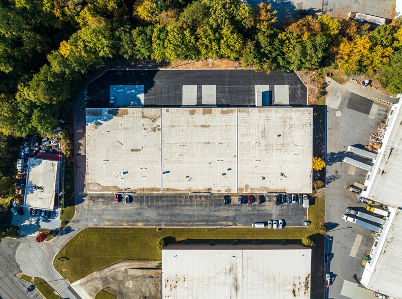 More Photos Of 1841-1859 Warren Pl, Norcross Warehouse For Lease