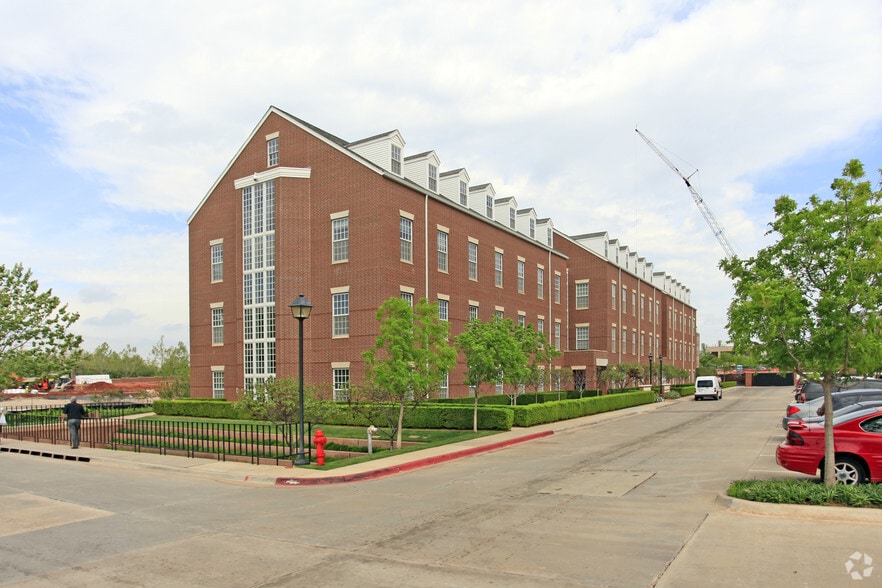 More Photos Of 6201 N Classen Blvd, Oklahoma City Office For Lease