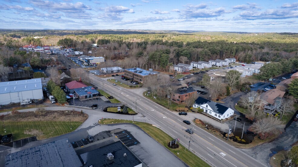 More Photos Of 988 Plain St, Marshfield Loft Creative Space For Lease