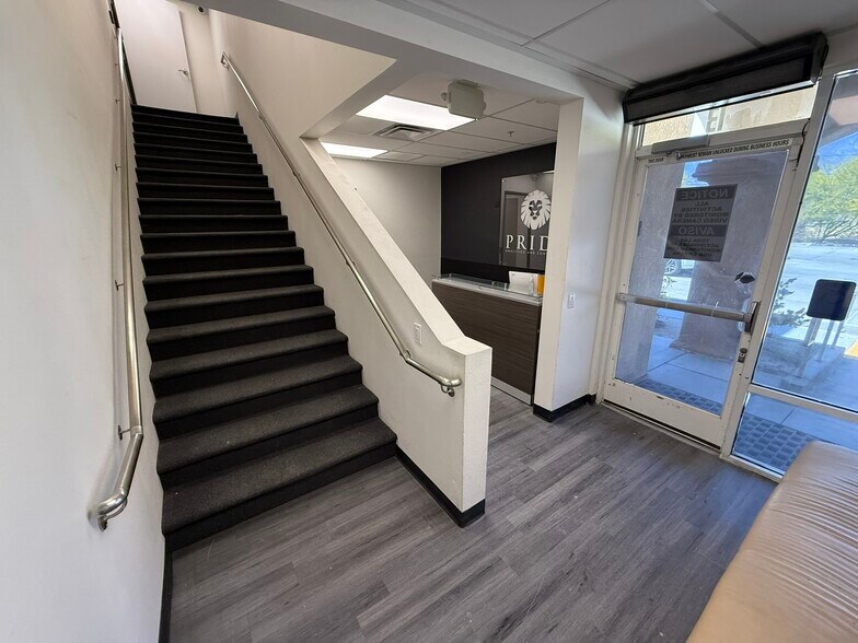 More Photos Of 32475 Date Palm Dr, Cathedral City Freestanding For Lease