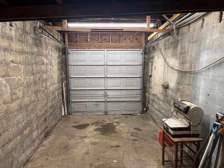 More Photos Of 34 North Ave, Garwood Freestanding For Lease