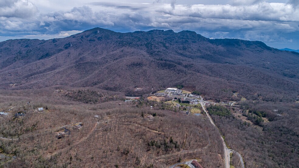 More Photos Of TBD Tynecastle, Banner Elk Land For Sale
