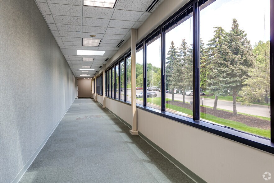 More Photos Of 1250 Northland Dr, Saint Paul Unknown For Lease