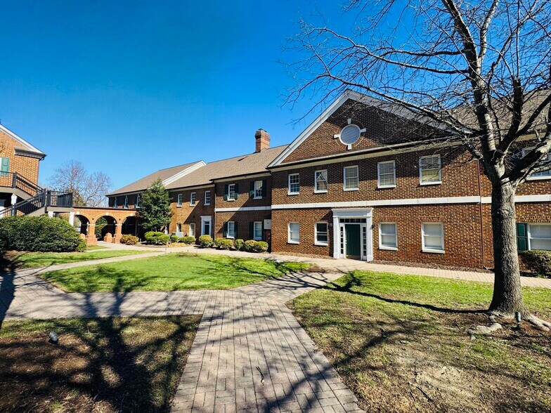 More Photos Of 601-623 Emancipation Hwy, Fredericksburg Medical For Sale