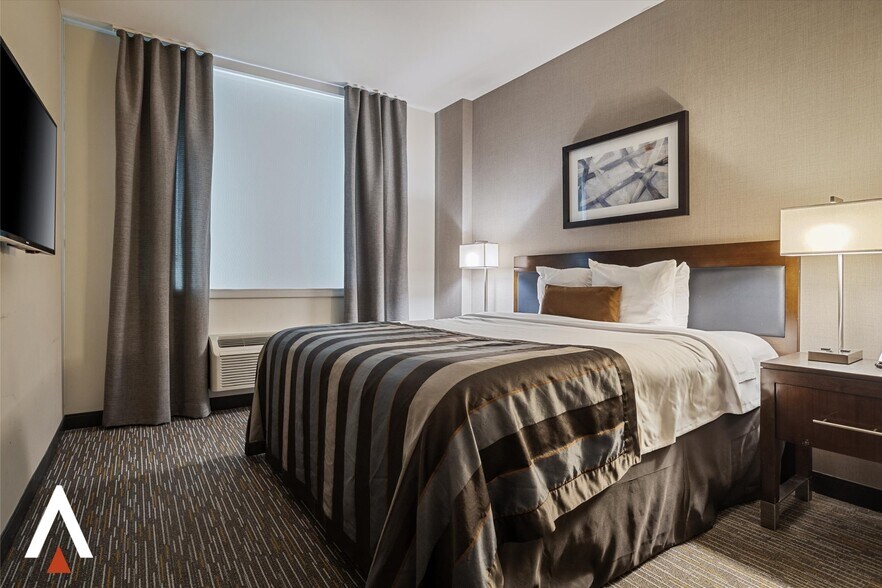 More Photos Of 3755 NW 78th Ave, Doral Hotel For Sale