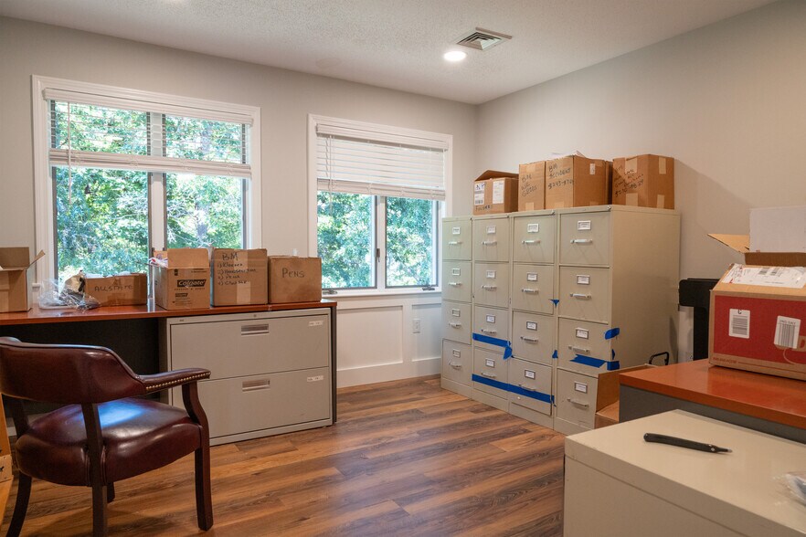 More Photos Of 475 School St, Marshfield Medical For Sale