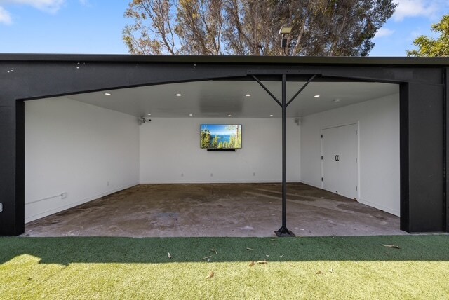 More Photos Of 1630 Aviation Blvd, Redondo Beach Loft Creative Space For Sale