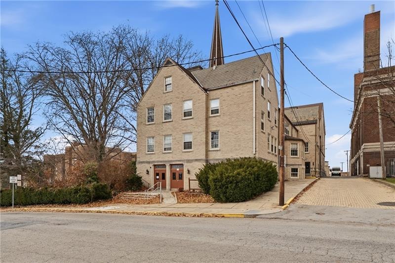More Photos Of 230 E Jefferson St, Butler Religious Facility For Sale
