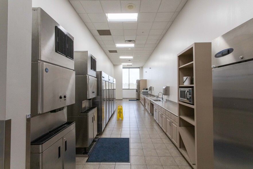More Photos Of 2215 Southwest Pky, Wichita Falls Office For Lease