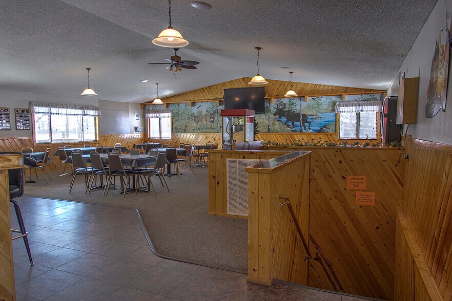 More Photos Of 31886 County Road 3, Eagle Bend Showroom For Sale