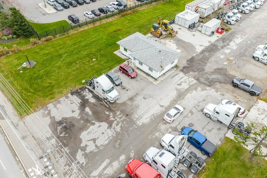 More Photos Of 140 Derry Rd E, Mississauga Office For Sale