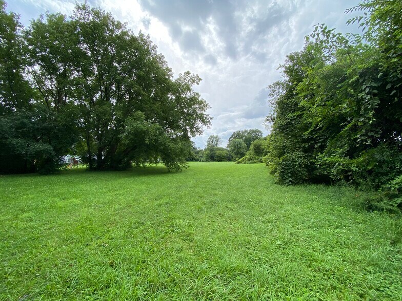 More Photos Of 7421 Buckley Rd, Syracuse Land For Sale