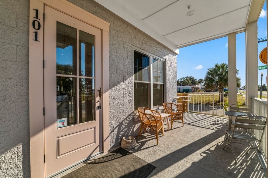 More Photos Of 4607 Ocean, Jacksonville Storefront Retail Residential For Sale