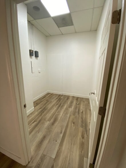 More Photos Of 1601-1615 Meridian Ave, San Jose Drugstore For Lease