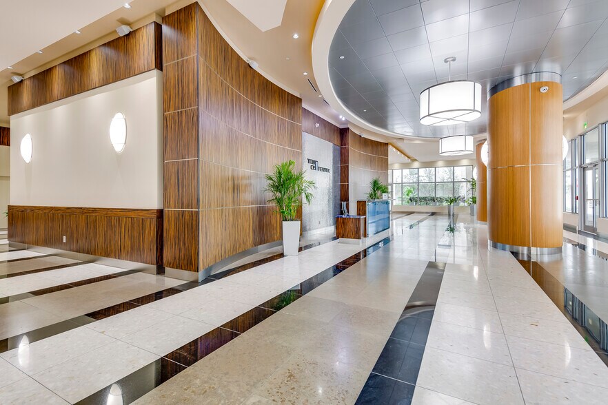 More Photos Of 8950 SW 74th Ct, Miami Medical For Lease