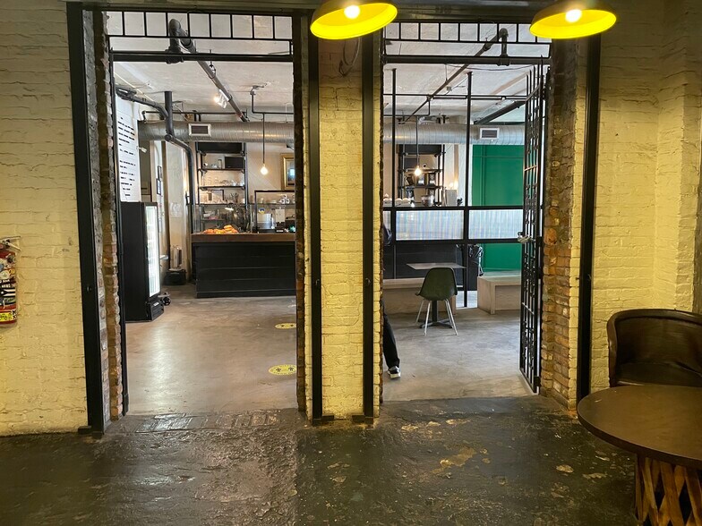 More Photos Of 119 Knickerbocker Ave, Brooklyn Apartments For Lease