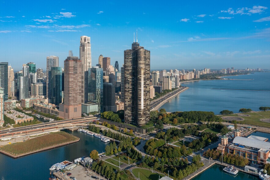 More Photos Of 505 N Lake Shore Dr, Chicago Apartments For Lease