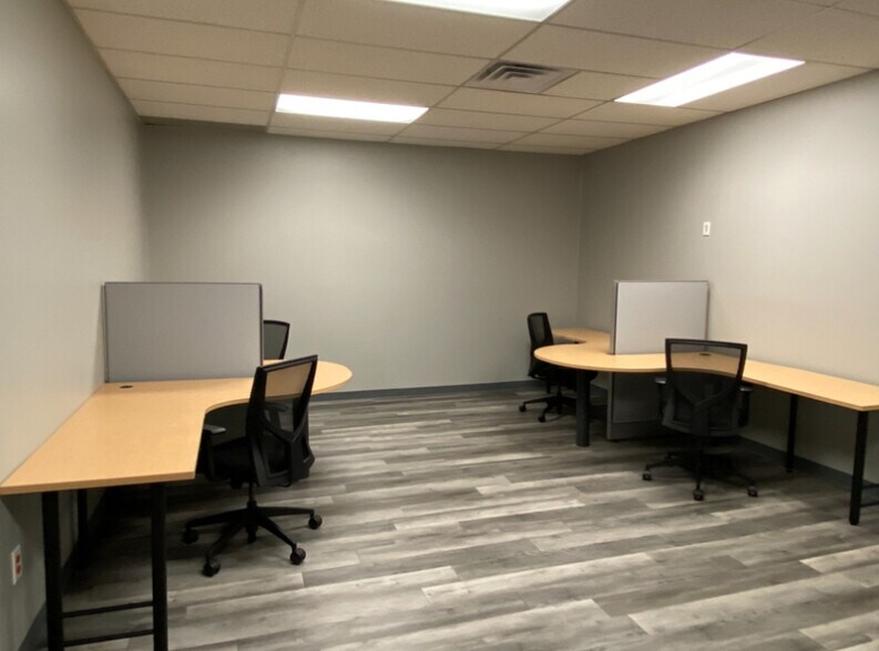 More Photos Of 36887 Schoolcraft Rd, Livonia Coworking Space