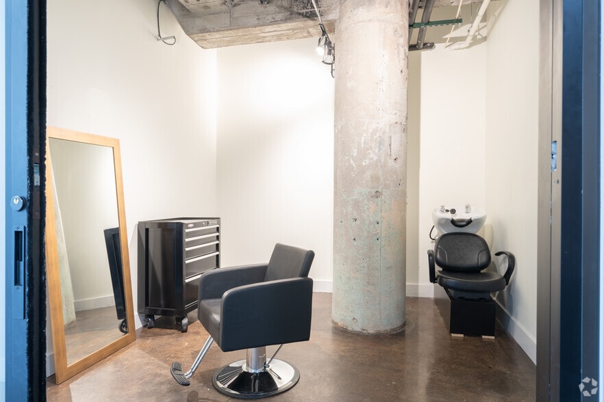 More Photos Of 166 Chandler St, Buffalo Apartments For Lease