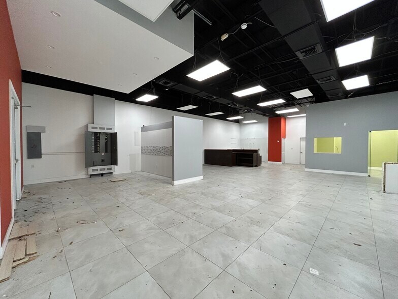 More Photos Of 5410 NW 12th Ave, Fort Lauderdale Warehouse For Sale
